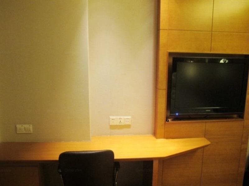 Чэнду: JI Hotel Wuhou