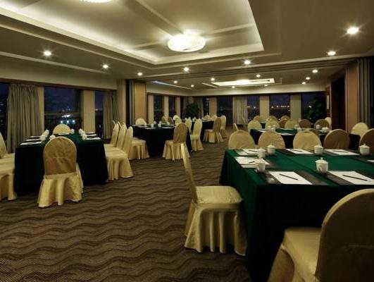 Шэньчжэнь: South China Laguna Hotel Shenzhen Nanshan