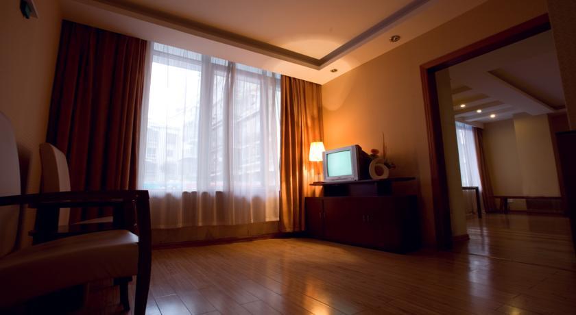 Гуйлинь: Yu Long Hotel