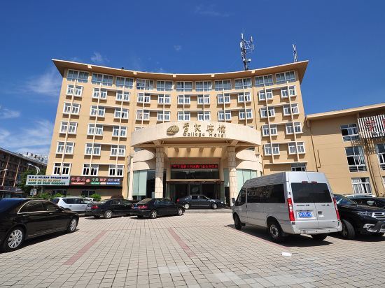 Нинбо: College Hotel