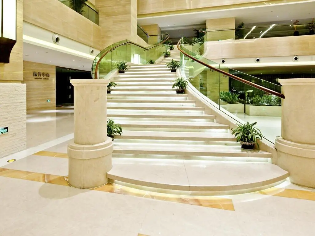 Ханчжоу: White Horse Lake Jianguo Hotel