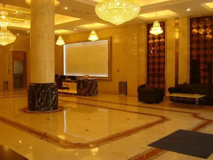 Циндао: Qingdao Aegean Regalia Vacation Hotel
