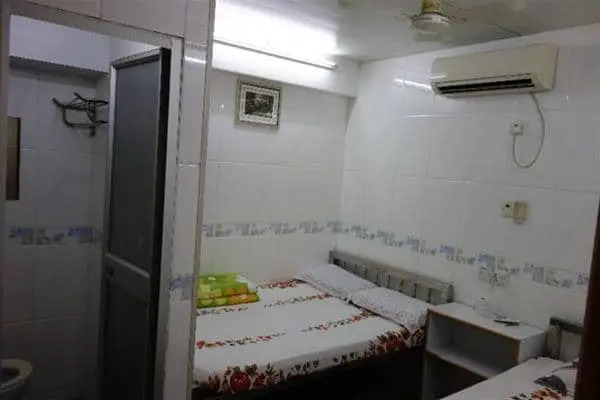 Гонконг: New China Guest House