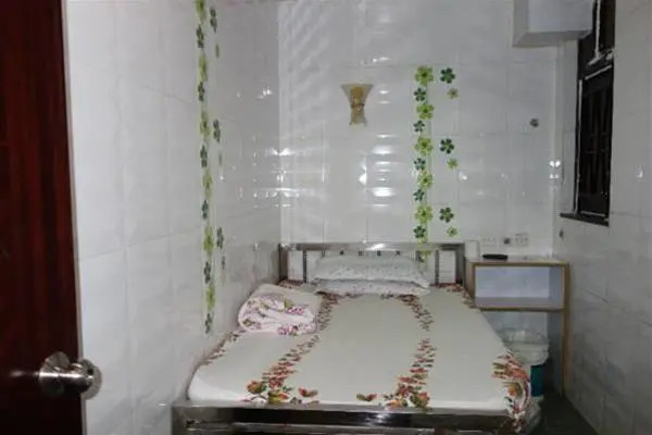 Гонконг: New China Guest House
