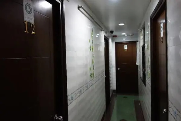 Гонконг: New China Guest House