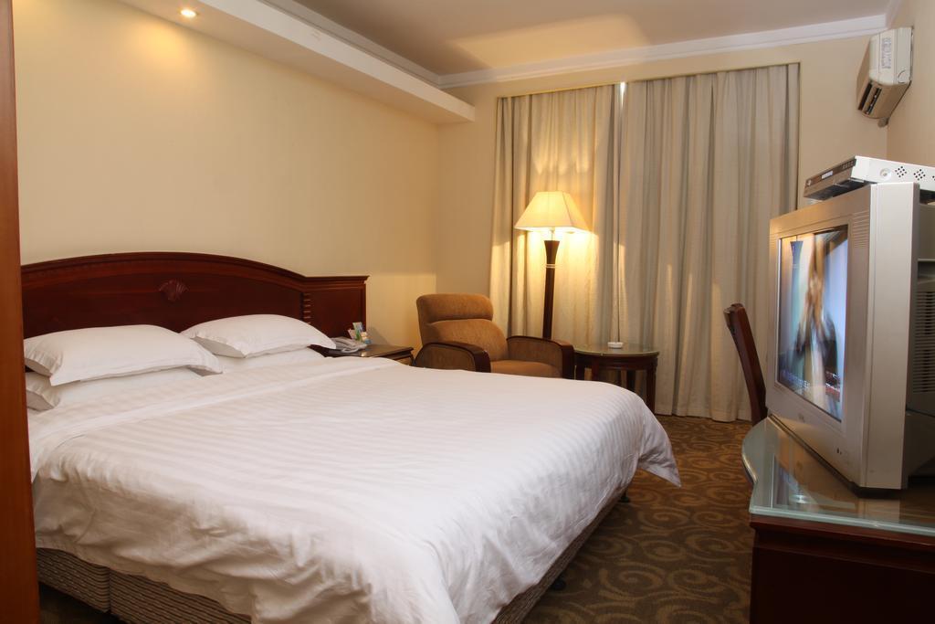 Шэньчжэнь: Shenzhen Zhenxing Hotel