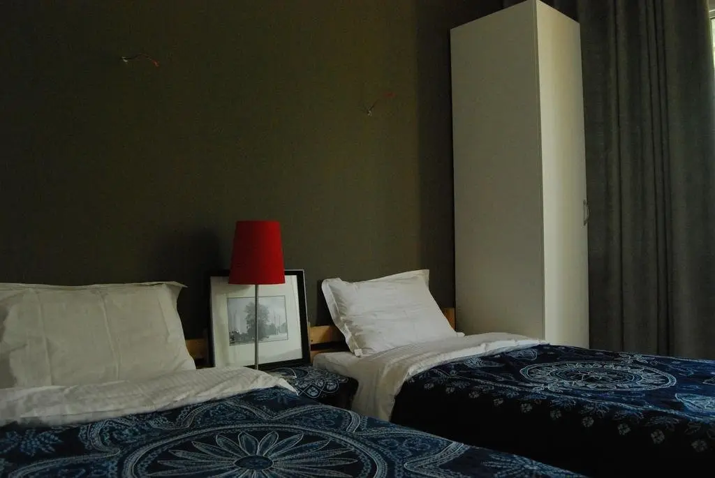 Пекин: Sleepy Inn Lakeside - Beijing