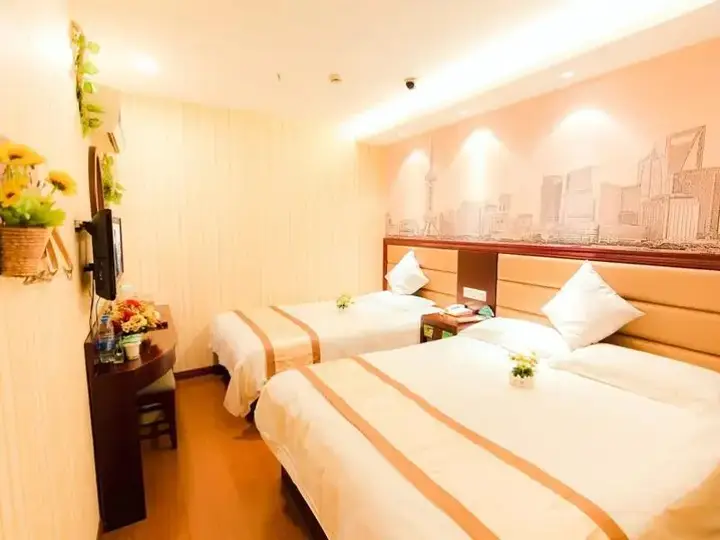 Шанхай: Greentree Inn Shanghai Caoan Road Textile Express Hotel