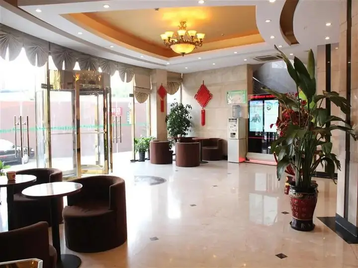 Шанхай: Greentree Inn Shanghai Caoan Road Textile Express Hotel