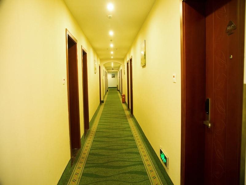 Шанхай: Greentree Inn Shanghai Pudong Airport Chuansha Express Hotel