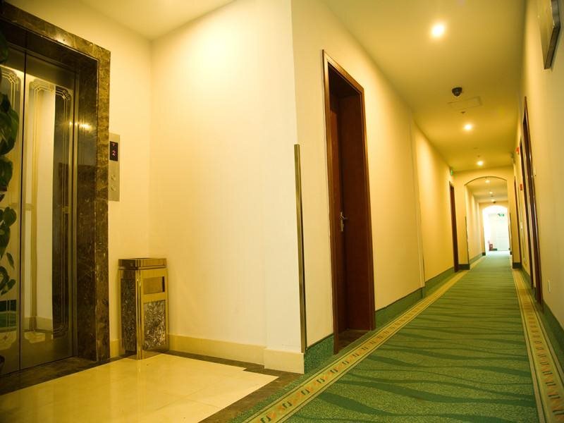Шанхай: Greentree Inn Shanghai Pudong Airport Chuansha Express Hotel