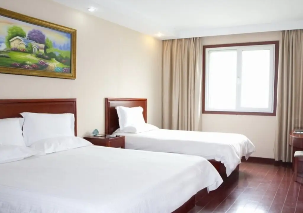 Шанхай: GreenTree Inn (Shanghai Jiangwan Town)