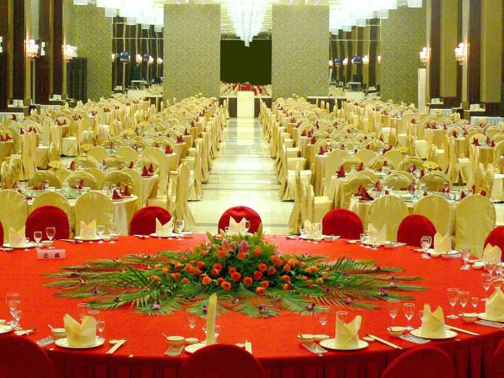 Шанхай: Sovereign Hotel