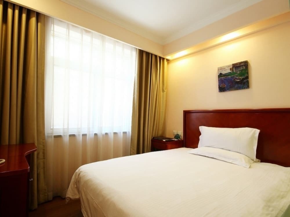 Пекин: GreenTree Inn Beijing Haidian District Xueyuan Road Wudaokou Subway Station Business Hotel