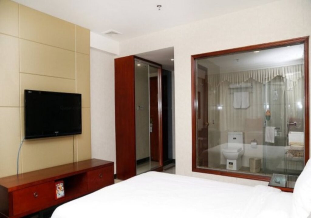 Шэньчжэнь: GreenTree Inn Shenzhen Kengzi Town Express Hotel
