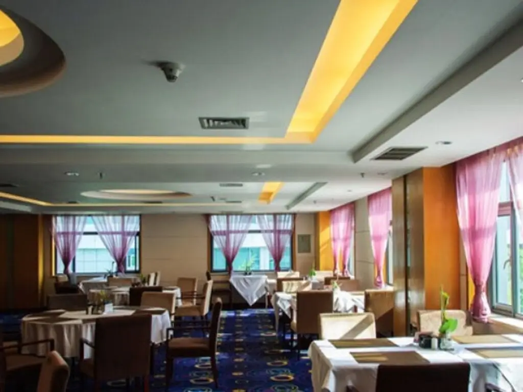 Шанхай: Shanghai Southern Airlines Pearl Hotel