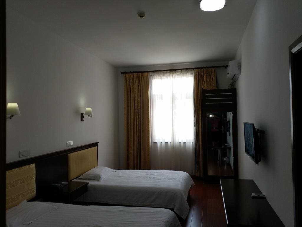 Шанхай: Shanghai Junhang Holiday Hotel