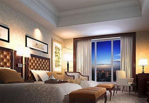 Наньтун: Cosmic Guang Dong Intl Hotel Nan Tong