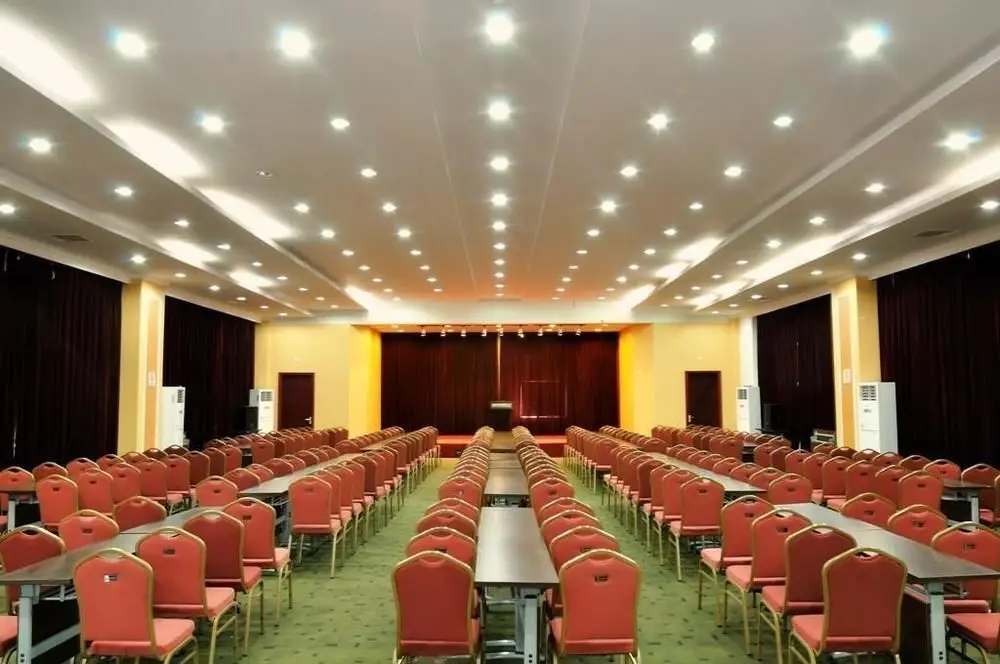 Ханчжоу: Dinghe Business Hotel - Hangzhou
