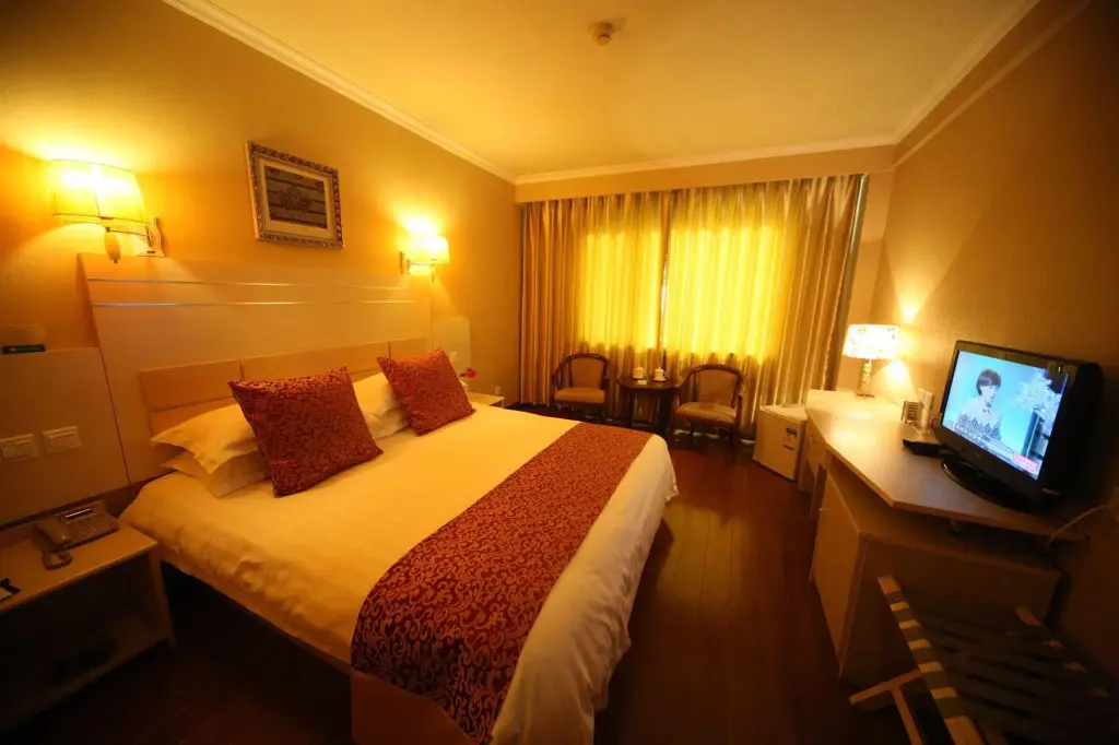 Циндао: Overseas Chinese International Hotel