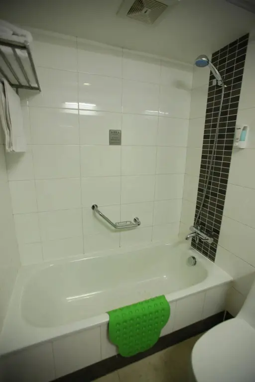 Циндао: Overseas Chinese International Hotel