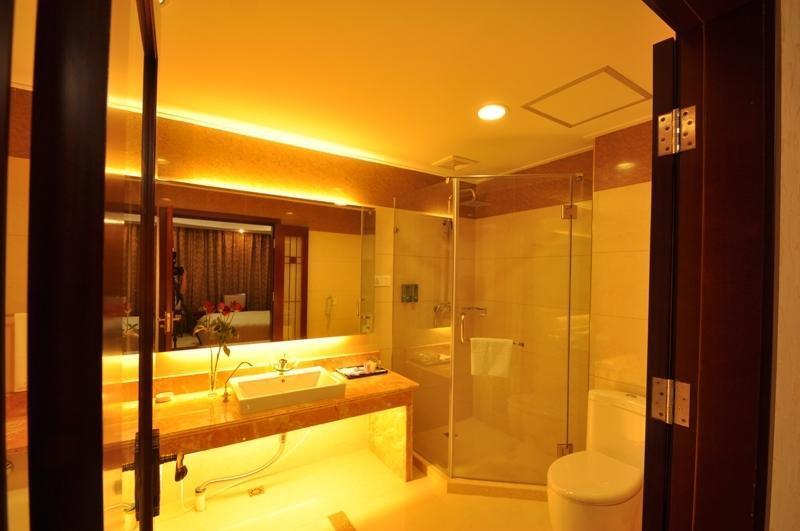 Шанхай: Shanghai Qi Shan Hotel