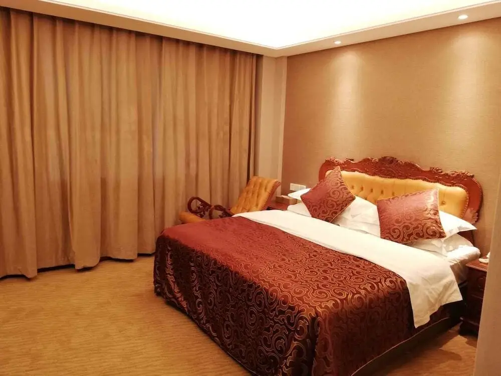 Шанхай: Hongluyuan Ningjiang Grand Hotel