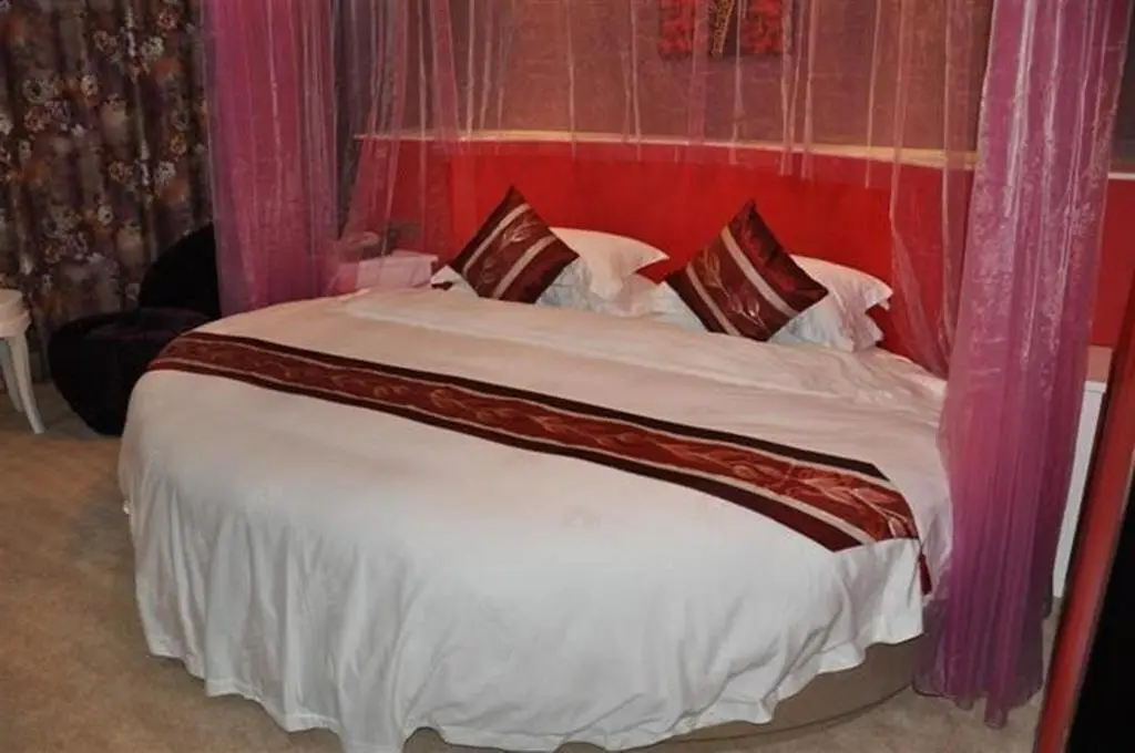 Шанхай: Senqin International Hotel