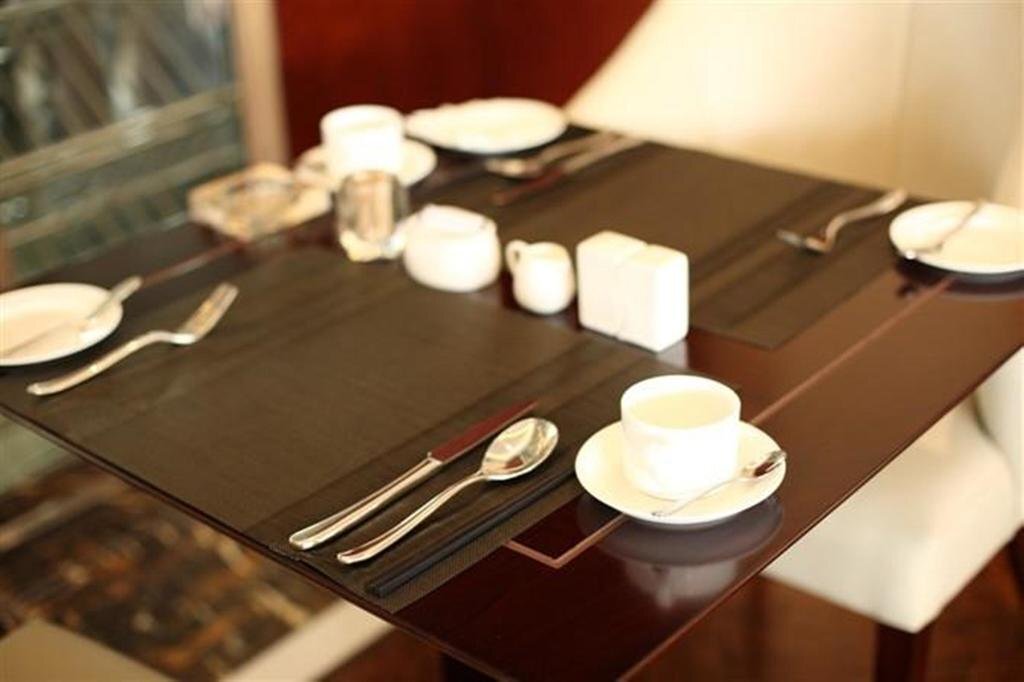 Шанхай: Senqin International Hotel