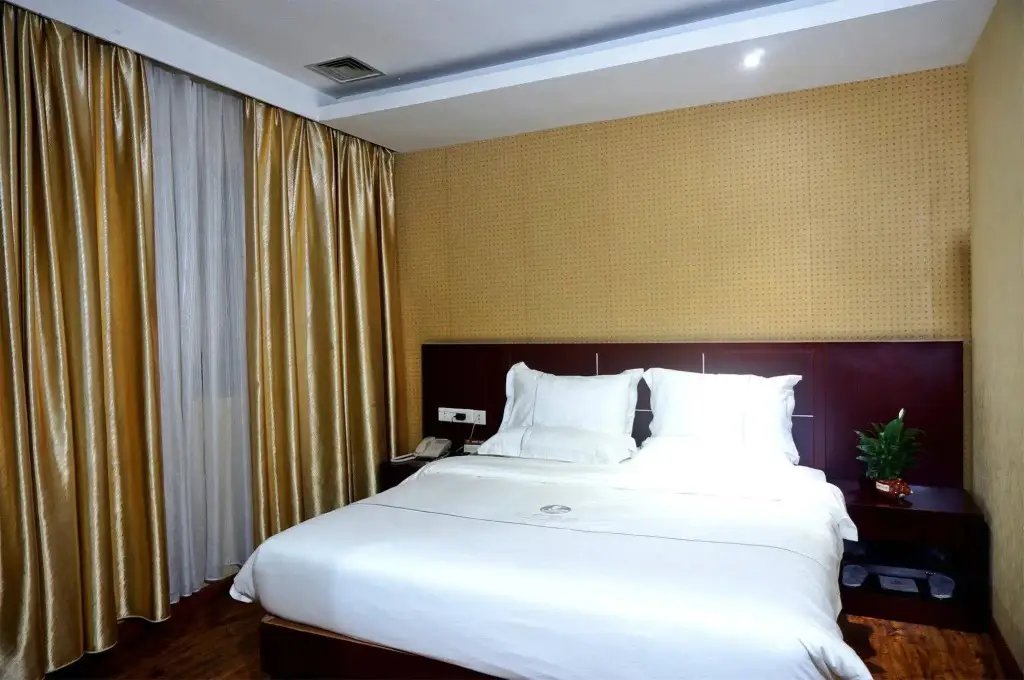 Гуанчжоу: ZhongDa JinDu Hotel