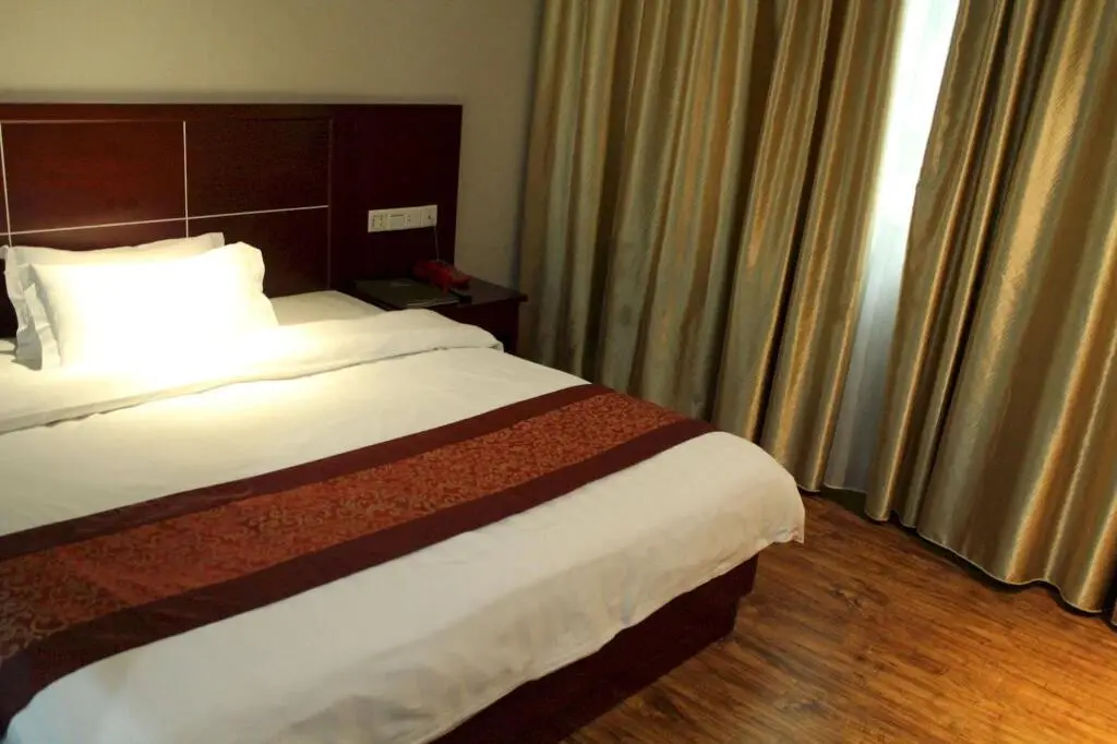 Гуанчжоу: ZhongDa JinDu Hotel