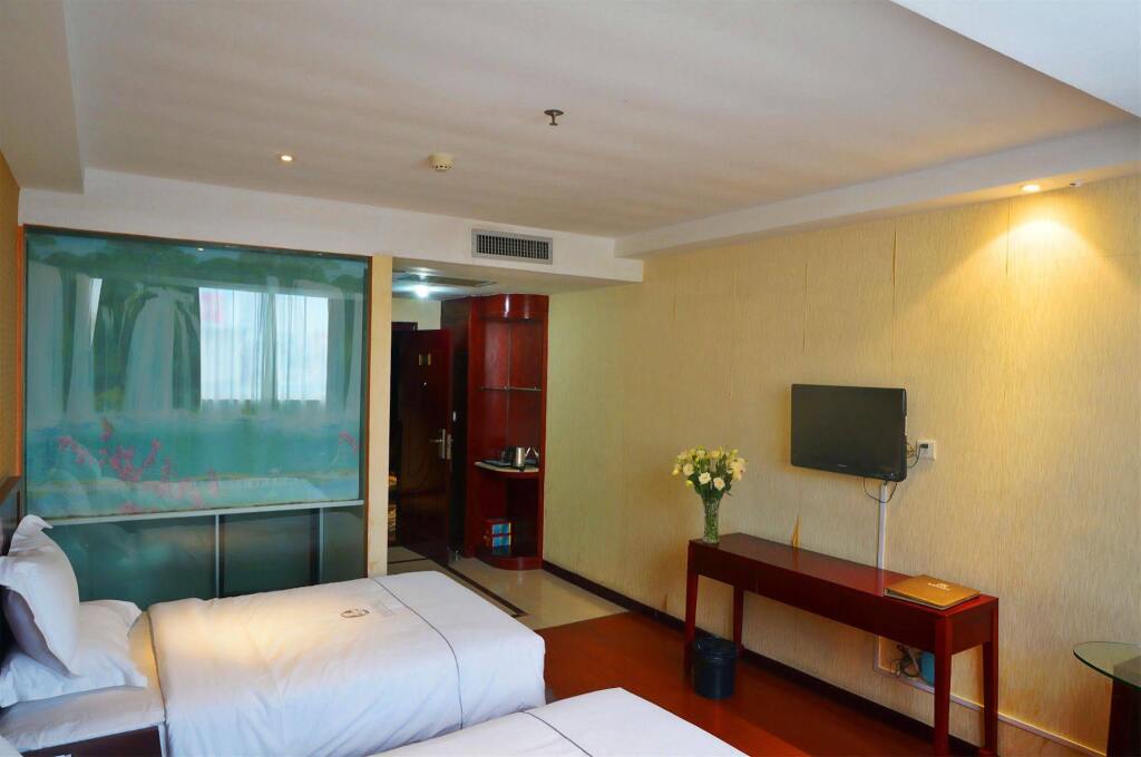 Гуанчжоу: ZhongDa JinDu Hotel