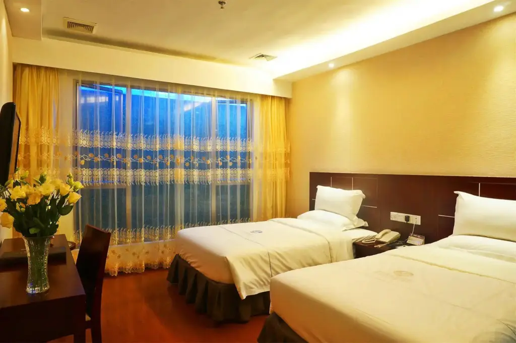 Гуанчжоу: ZhongDa JinDu Hotel