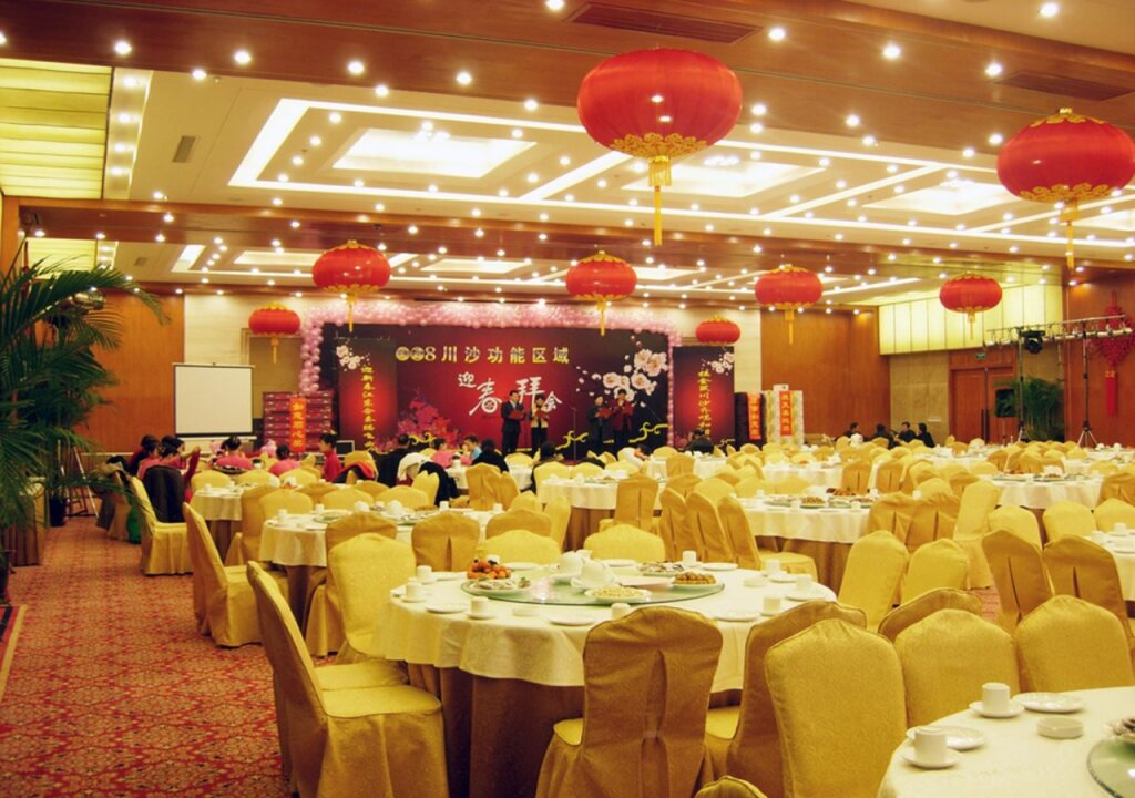 Шанхай: Shanghai Airlines Travel Hotel