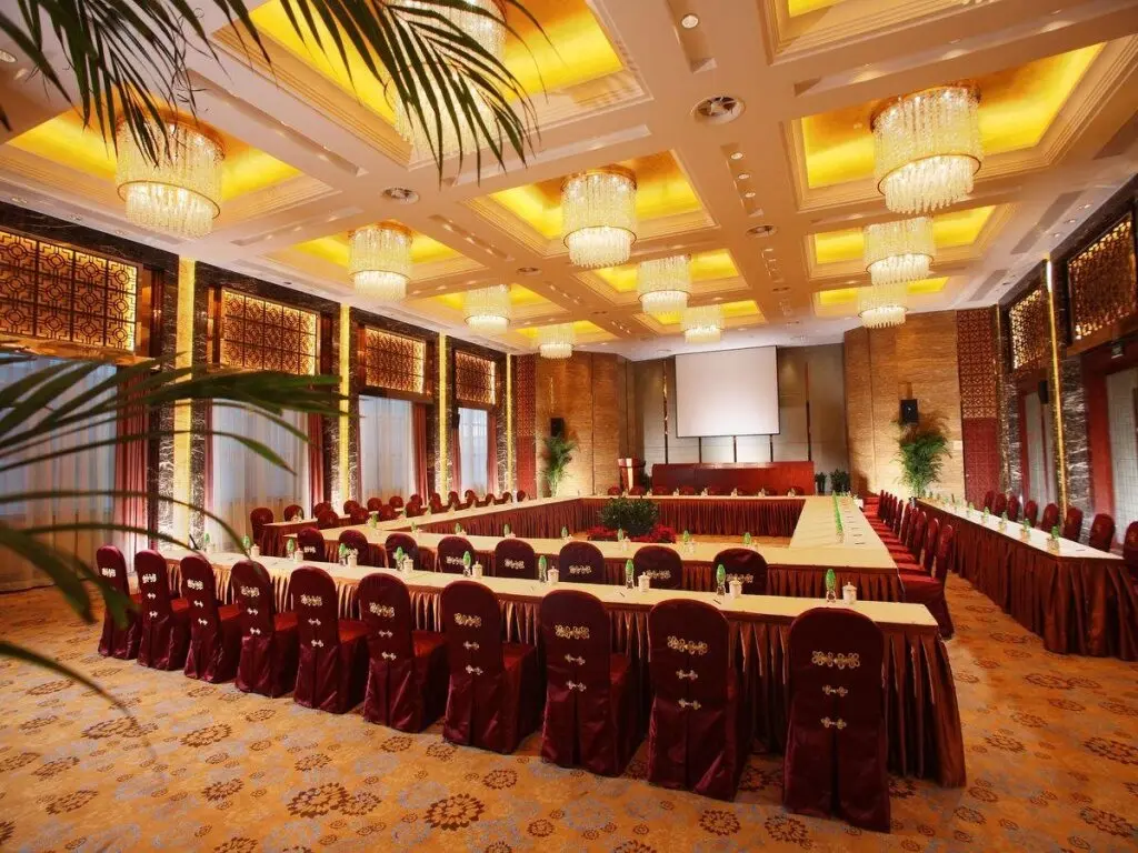 Шанхай: Royal Tulip Hotel Zhujiajiao Shanghai
