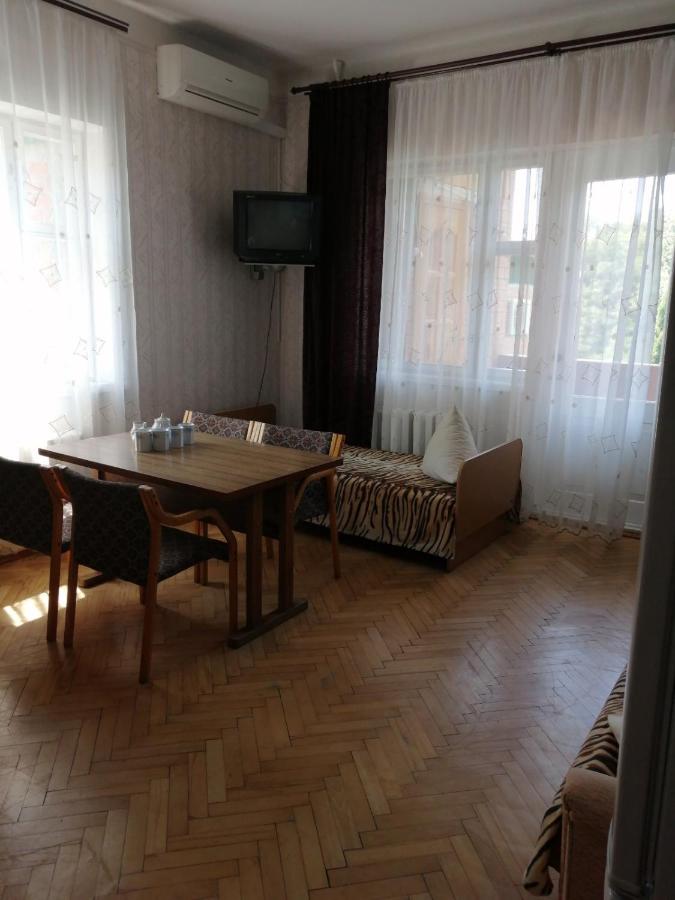 Лазаревское: мотель горный