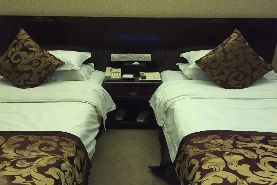 Vienna Hotel Zhenjiang Railway Station — фото 1