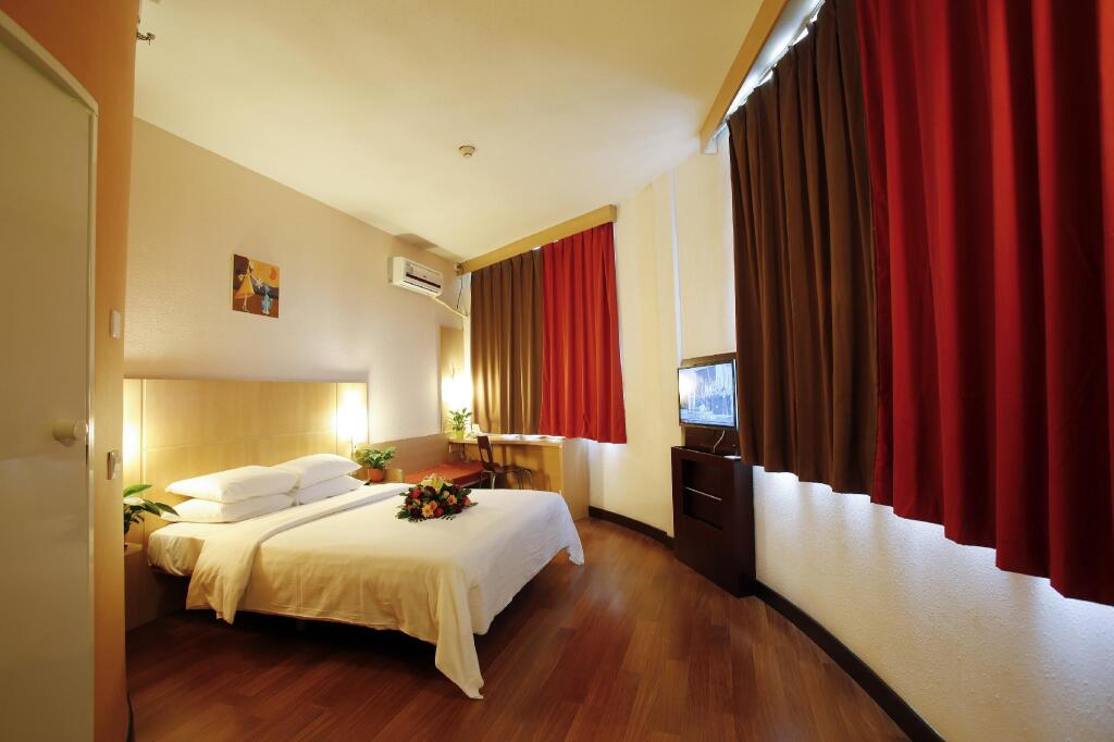 Гуанчжоу: Dragon Hotel 168 Huadu North Railway Station Branch