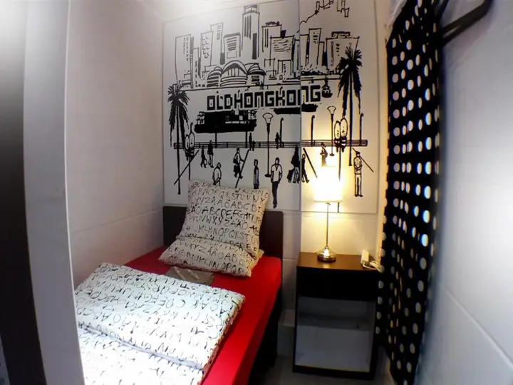 Гонконг: Micro Hotel