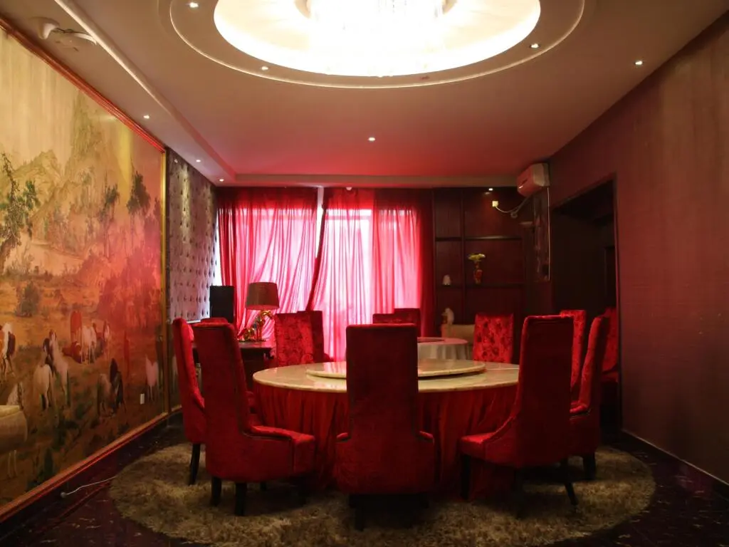 Пекин: Super 8 Hotel Beijing Shijingshan Jiujiuyuan