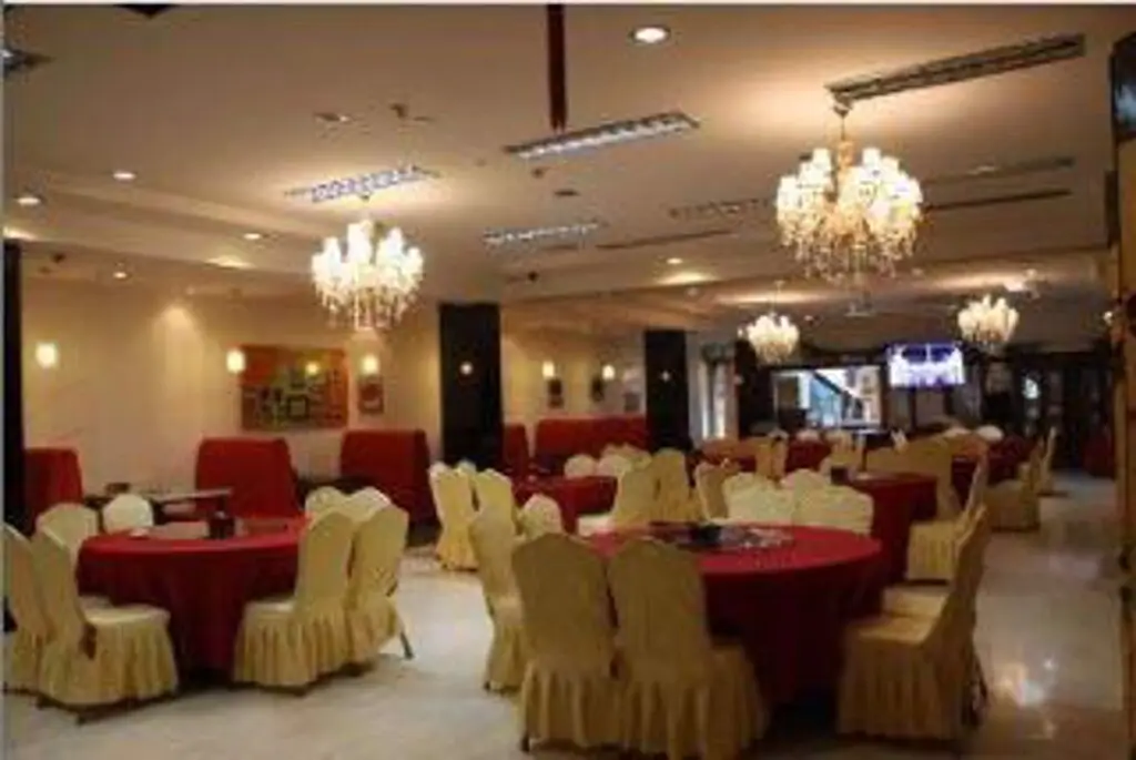 Пекин: Super 8 Hotel Beijing Shijingshan Jiujiuyuan