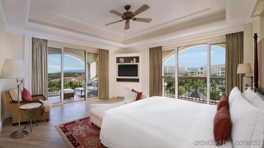 The Royal Begonia Sanya, A Luxury Collection Hotel — фото 1