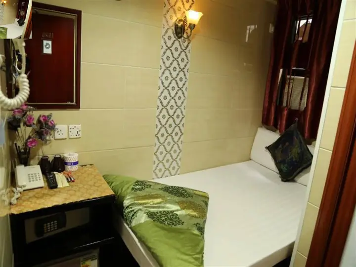 Гонконг: European Hostel