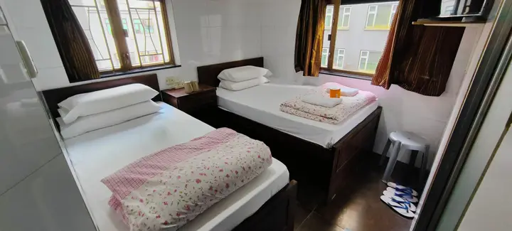 Гонконг: Four Seasons Guest House