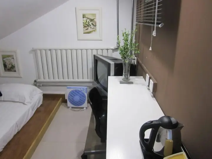 Пекин: China Element Apartment