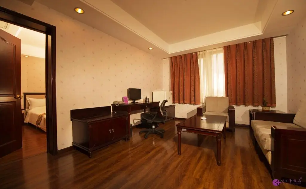 Циндао: Qingdao Lilac Hotel