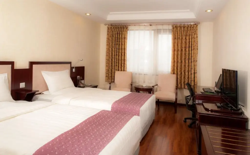 Циндао: Qingdao Lilac Hotel