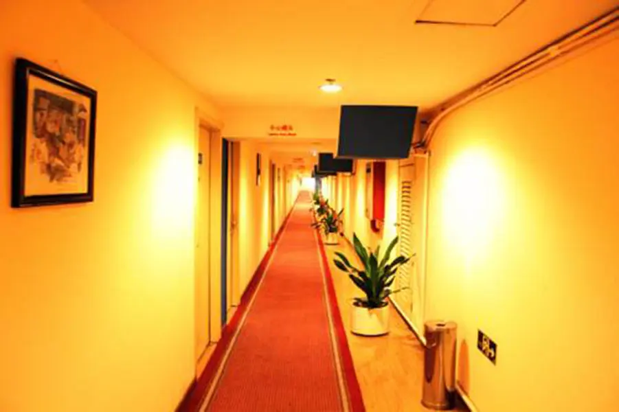 Пекин: Beijing City Central Youth Hotel
