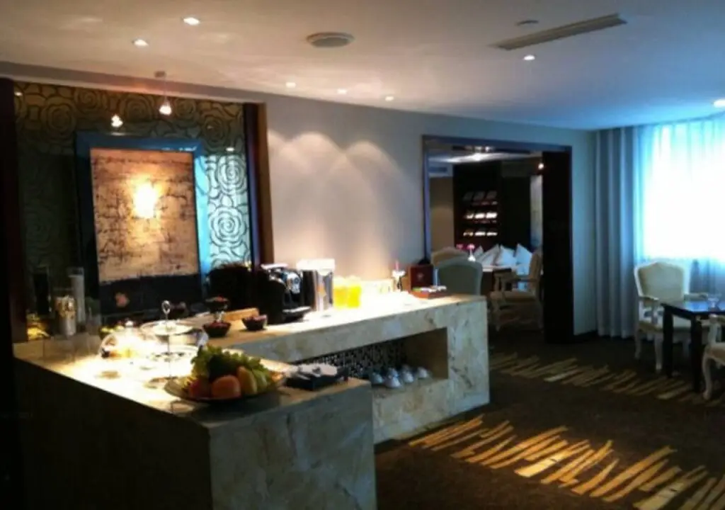 Ханчжоу: Ruijing International Hotel