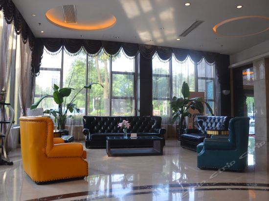 Шанхай: Shanghai Fortune Forever Hotel
